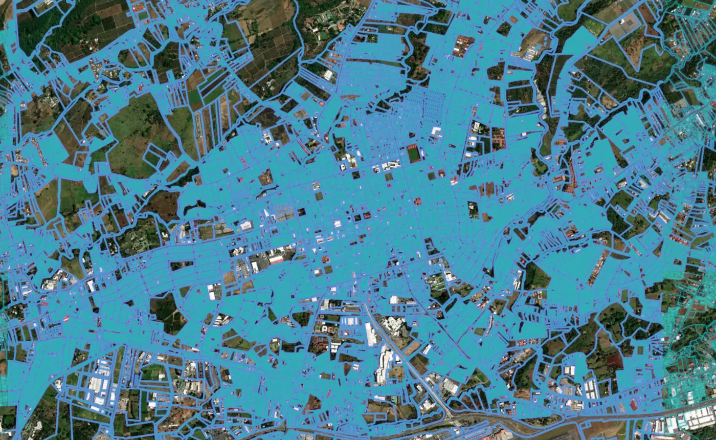 Satellite view of Alajuela with the official cadastre lines