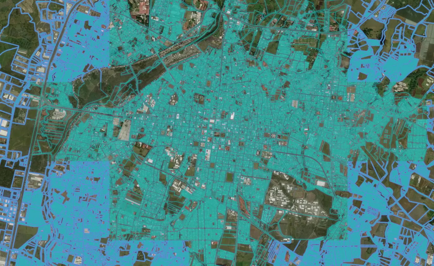 Satellite view of Cartago with the official cadastre lines