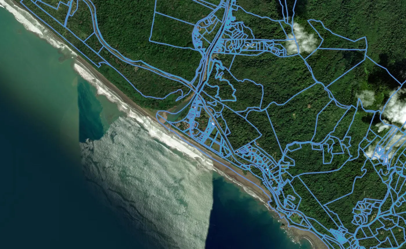 Satellite view of Dominical with the official cadastre lines