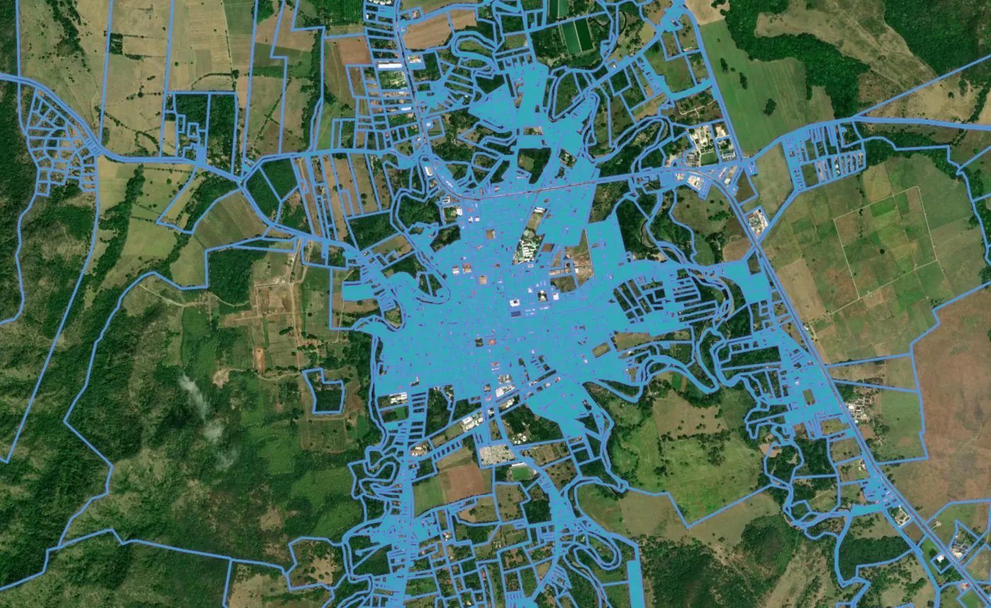 Satellite view of Santa Cruz with the official cadastre lines