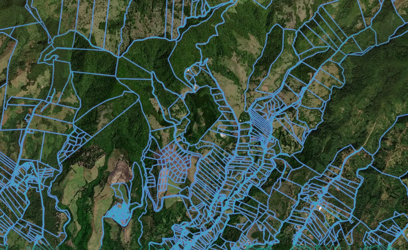 Satellite view of Sarchí with the official cadastre lines