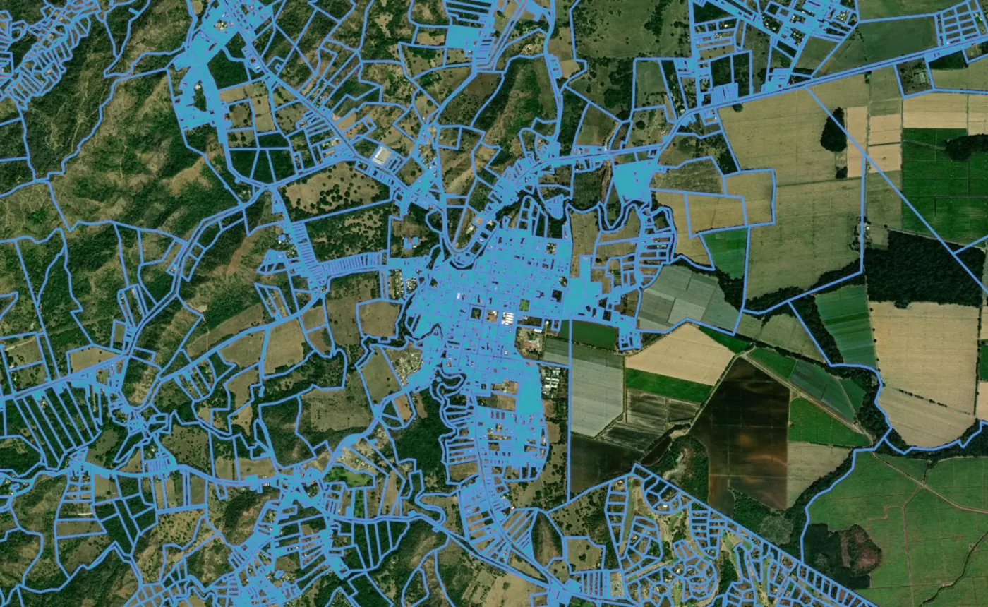 Satellite view of Sardinal with the official cadastre lines