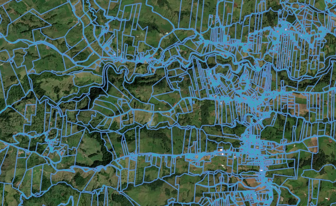 Satellite view of Zarcero with the official cadastre lines